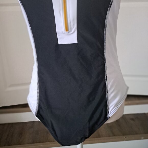 BIKINX  One Piece Tummy Control  High Neck Zip Front Raah Guard  XXL NWT - Picture 3 of 9